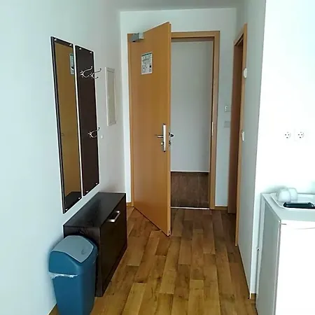 Jura Hotel 3*