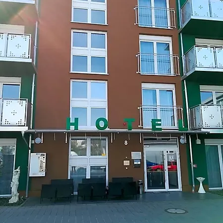 Jura Szálloda 3*