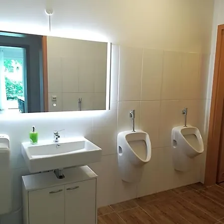 Jura Hotel 3*
