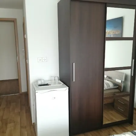 Jura Hotel 3*